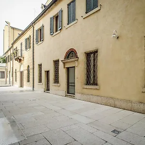 Guest house Arena Easy Italy