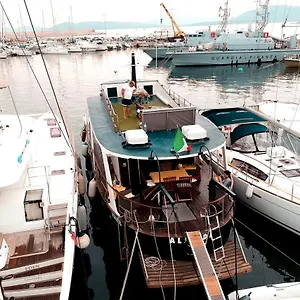 Boat & Breakfast Alicudi Alguer